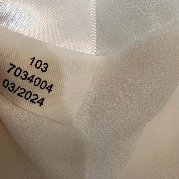 NWT CeCe White Cap Sleeve Button Down Shirt with Peter Pan Collar size M - Picture 5 of 16